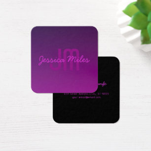 Texte Monogrammé Moderne Éditable & Ombre Violet