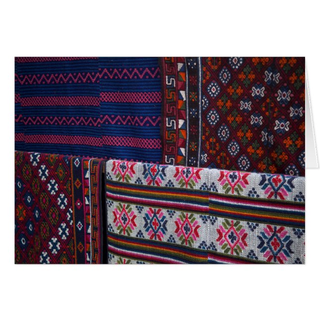 Textiles colorés du Bhoutan (Devant horizontal)