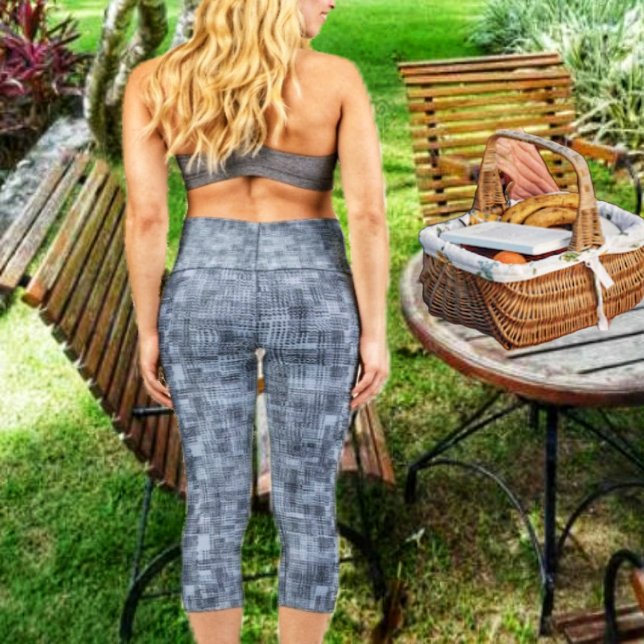 Textilgrau  capri leggings (For denim lovers, these Textile Grays Capri Leggings, fit the bill!)
