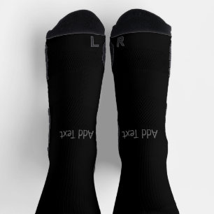 Textname auf schwarzem Hintergrund gedruckt Männer Socken