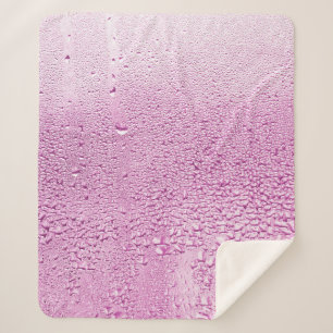 Textur eines Regenfalles auf einem Glas Nasstransp Sherpadecke