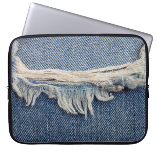 Texturen reißen Jeans Hintergrund. Laptopschutzhülle
