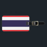 Thailand-Flagge Gepäckanhänger<br><div class="desc">Die thailändische Flagge ist ein ausgesaugtes horizontales zweifarbiges triband. Die verwendeten Farben in der Flagge sind blau,  rot,  weiß. Der Anteil der thailändischen Flagge ist 2: 3. Die Flagge von Thailand wurde im Jahre 1917 adoptiert.</div>