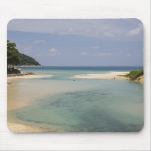 Thailand, Phuket, Nai Harn Strand. Mousepad