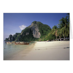 Thaïlande, mer d'Andaman, île de Ko Phi Phi, plage