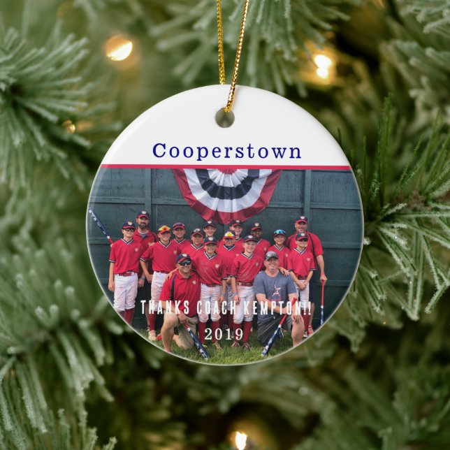Thank You Coach – Cooperstown Keepsake Team Photo  Keramik Ornament (Baum)