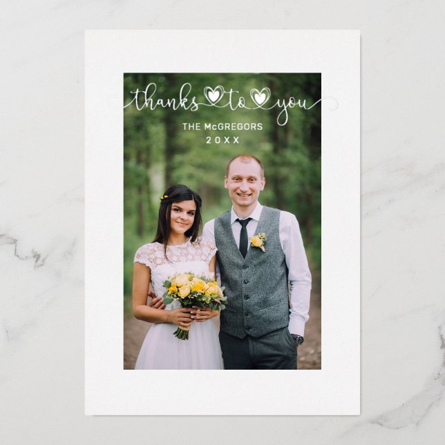 Thanks Wedding Silver Heart Whimsical Script Folieneinladung (Vorderseite)