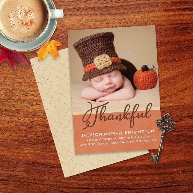 Thanksgiving Autumn Baby Birth Foto Ankündigung (Thanksgiving Autumn Baby Birth Photo Announcement Card)
