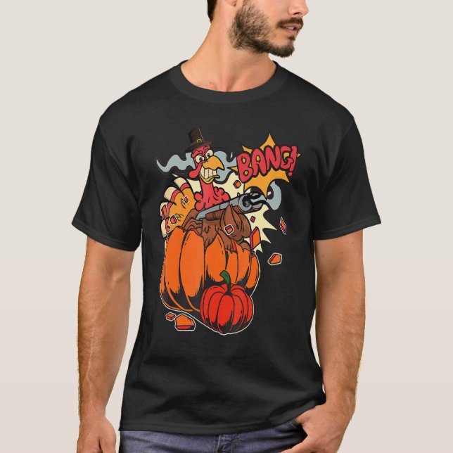 Thanksgiving Turkey With Pumpkin Shotgun T-Shirt (Vorderseite)