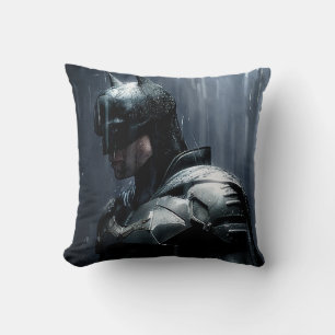 The Batman in the Rain Kissen