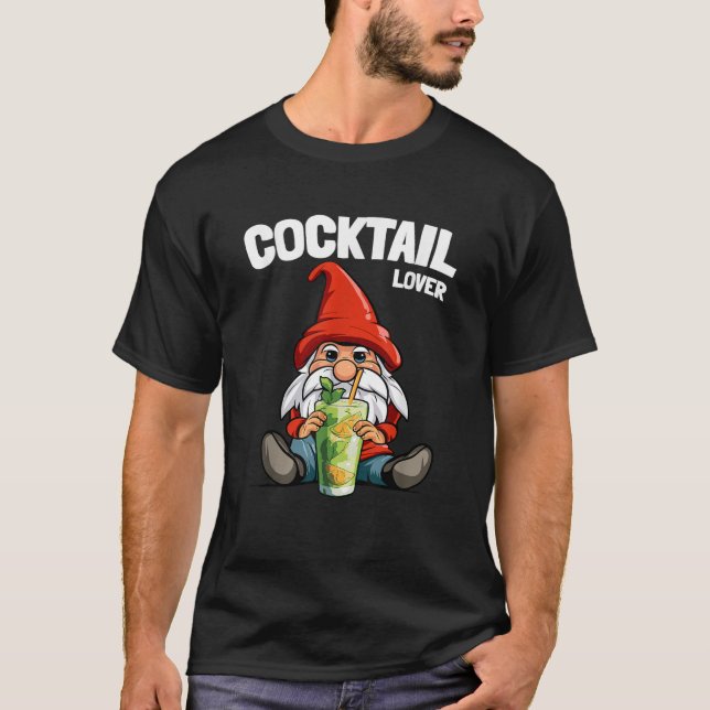 The Cocktail Lover Gnome funny matching family Chr T-Shirt (Vorderseite)