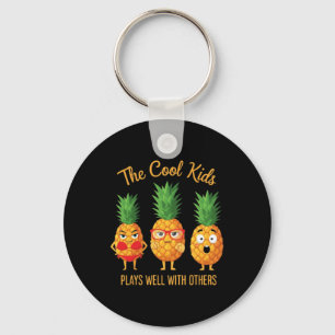 The Cool Kids Plays Well With Others Ananas Schlüsselanhänger
