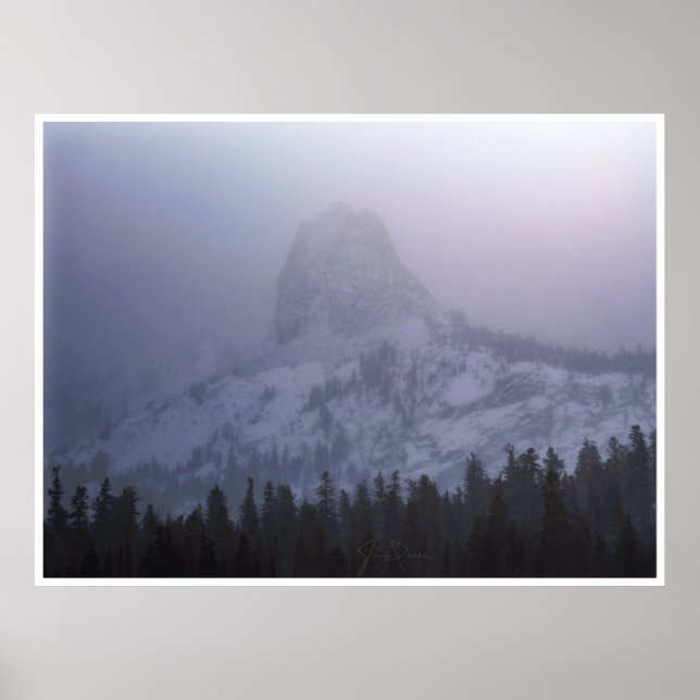 The Crystal Crag Poster (Vorne)