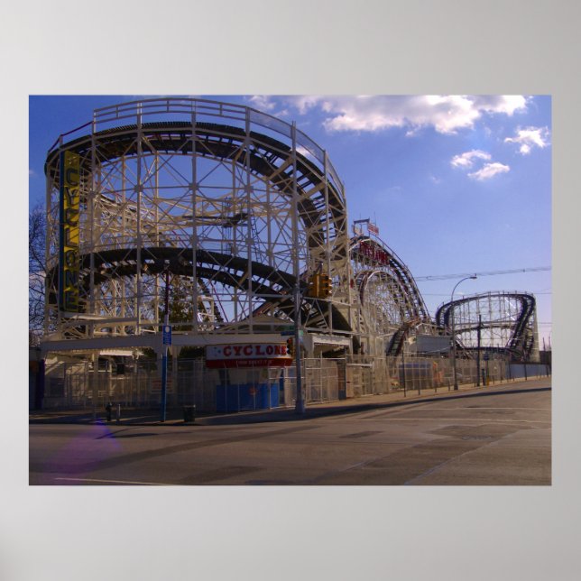 "The Cyclone In Hibernation" Poster (Vorne)