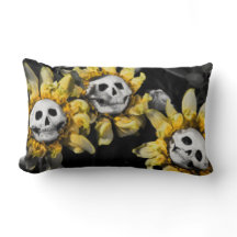 Thé de sang et Coussin de Tournesol à cordes rouge