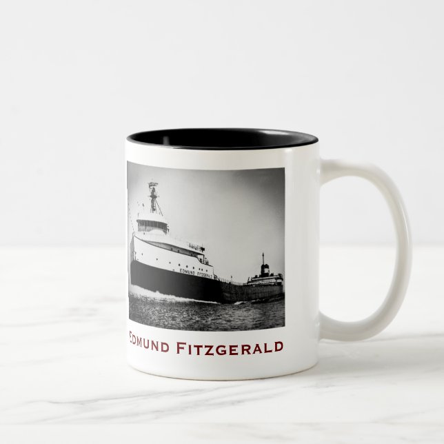 The Edmund Fitzgerald with Crew Names Zweifarbige Tasse (Rechts)