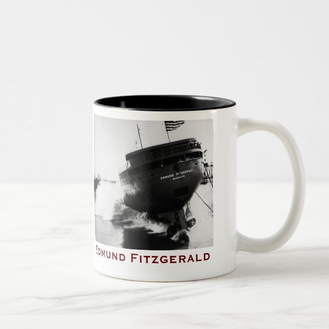 The Edmund Fitzgerald with Crew Names Zweifarbige Tasse (Rechts)