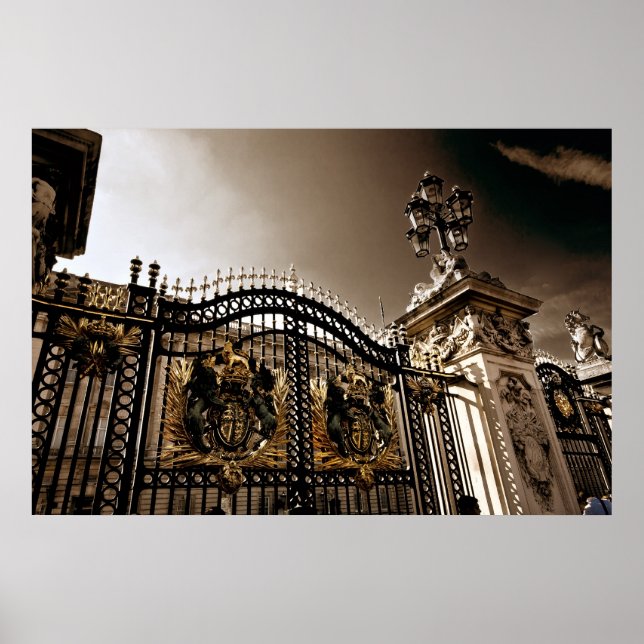 The Gates of Buckingham Palace Poster (Vorne)