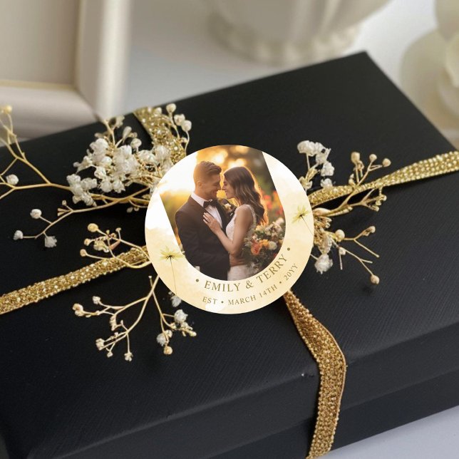 The Golden Hour Grace Foto & Floral Wedding Runder Aufkleber (Von Creator hochgeladen)