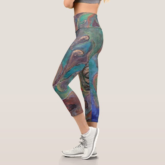 "The Guardian from Unseen" von Paul Buică Capri Leggings (Links)