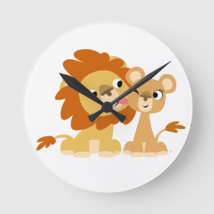 The Kiss: Cute Cartoon Lion Couple Wall Clock Runde Wanduhr
