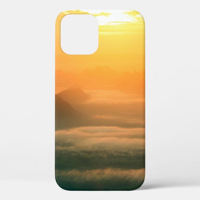 The landscape photo,  beautiful sea fog in morning Case-Mate iPhone hülle (Rückseite)