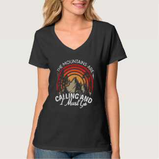 The Mountains Are Calling And I Must Go Premium T-Shirt