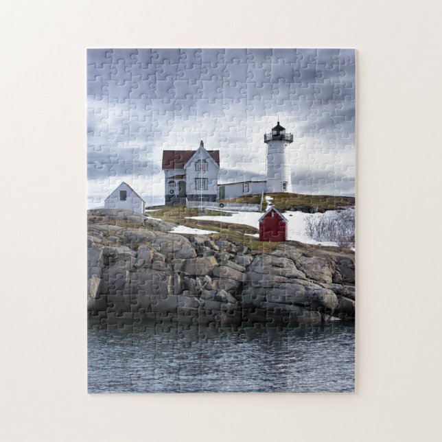 The "Nubble" Cape Neddick lighthouse York, Maine (Vertikal)