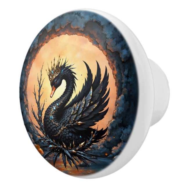 The Obsidian Swan of Moonlit Grace. Keramikknauf (Rechts)
