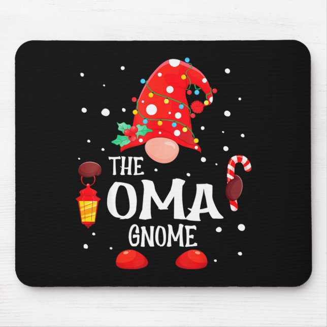 The Oma Gnome Matching Family Christmas Gnome Paja Mousepad (Vorne)
