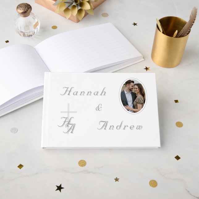 The Refined Catholic Wedding Guest Book Gästebuch (Vorderseite Offen)