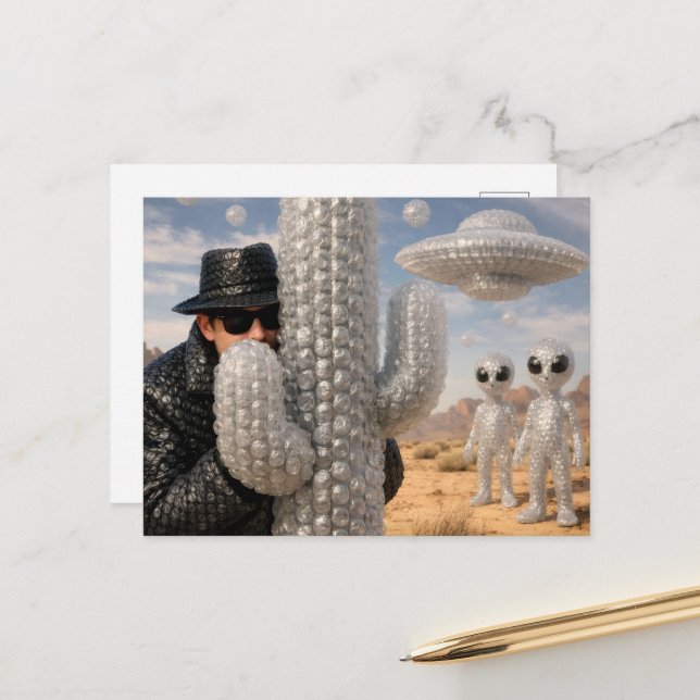 The spy in the desert with the aliens postkarte (Vorderseite/Rückseite Beispiel)