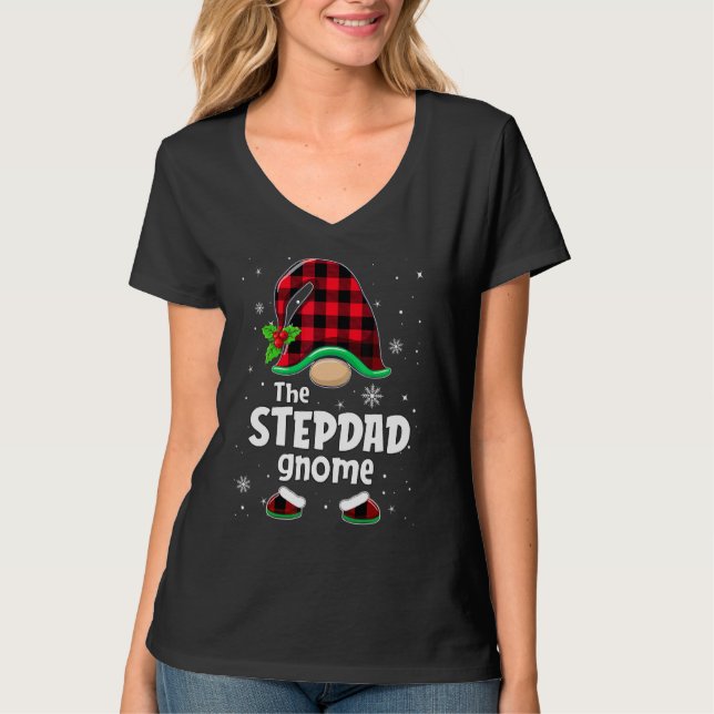 The Stepdad Gnome Buffalo Plaid Christmas Matching T-Shirt (Vorderseite)