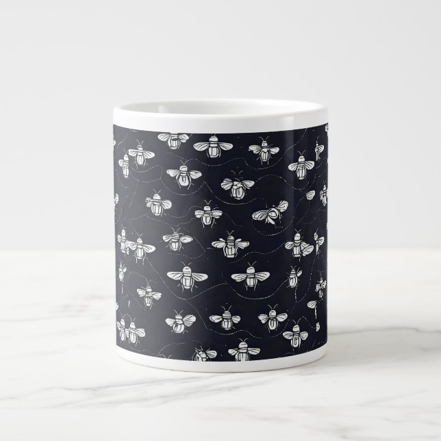 The Tiny Bee Trail Minimalist Mug Jumbo-Tasse (Vorderseite)