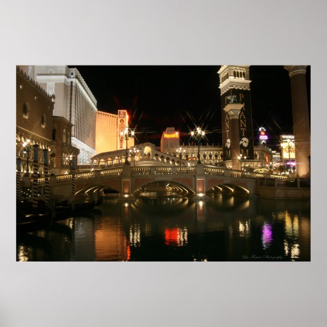 The Venetian after dark Poster (Vorne)