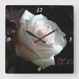 The White Rose - Quadratische Wanduhr
