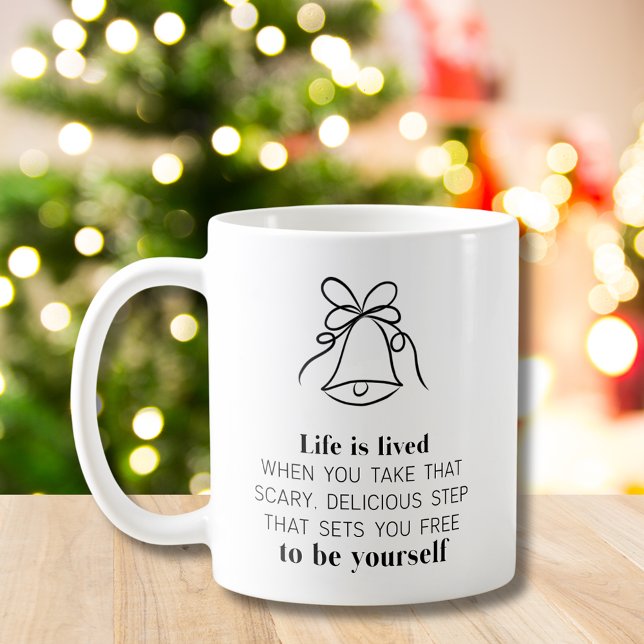 Thème de Noël Citation Motivationnelle Café Mug (Christmas Theme Motivational Quote Life is Lived Coffee Mug)