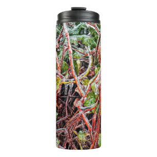 Thermal Tumbler Freezing Rain auf grünen Weinreben Thermosbecher