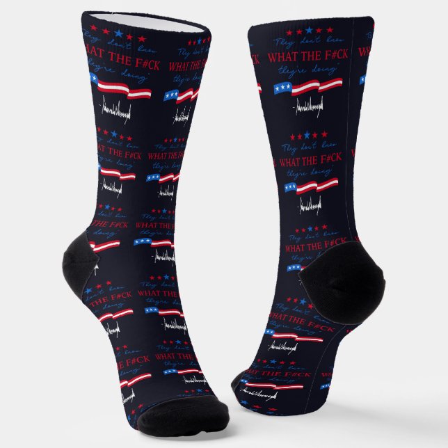 They Don't Know What They're Doing Funny Quote Socken (Gewinkelt)