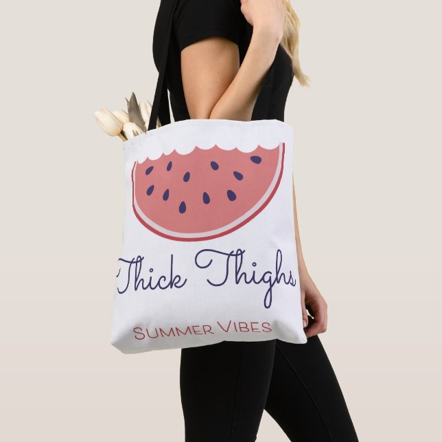 Thick Thighs Summer Vibes Vacation Beach Party Tasche (Von Nahem)