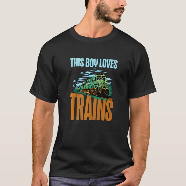 This Boy Loves Trains  Train Boys T-Shirt (Vorderseite)