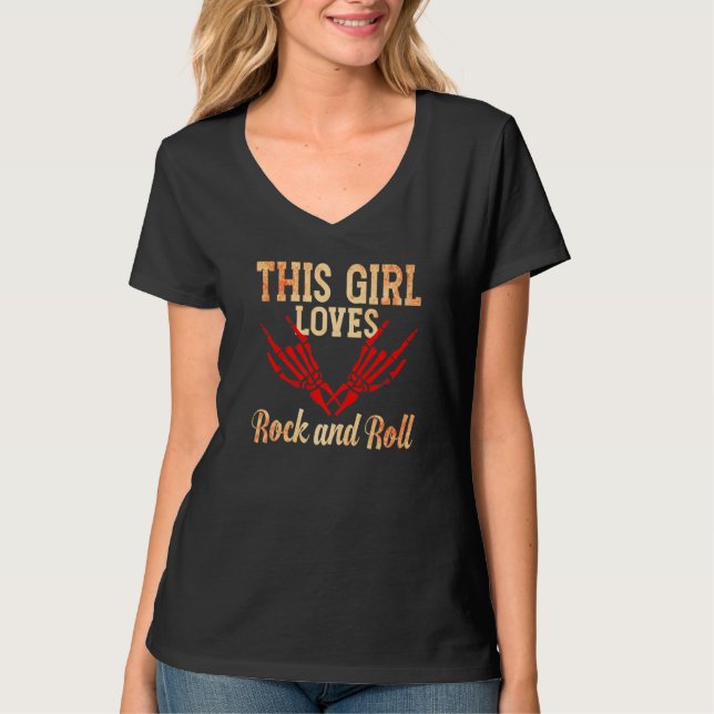 This Girl Loves Rock and Roll  2 T-Shirt (Vorderseite)