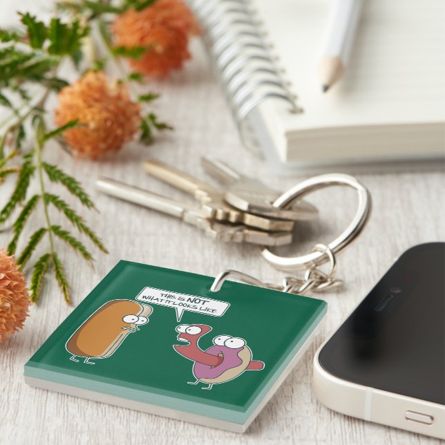 This is not what it looks like (Devant Droit)