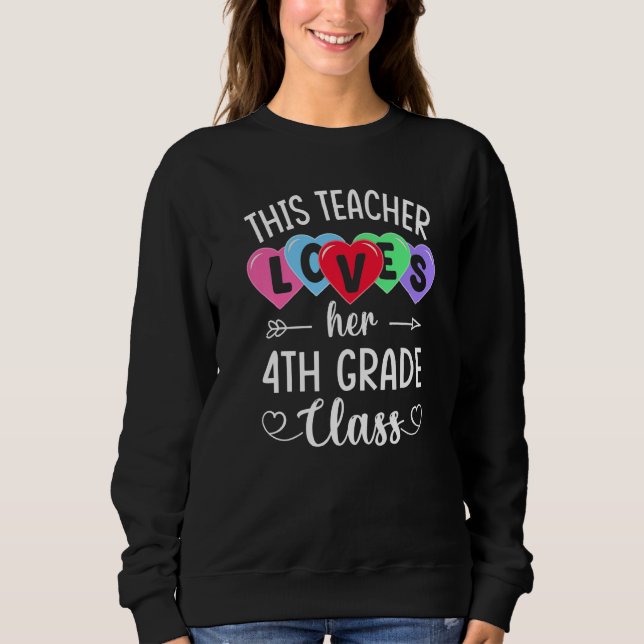 THIS TEACHER LOVES HER 4TH GRADE CLASS Shirts Vale (Vorderseite)