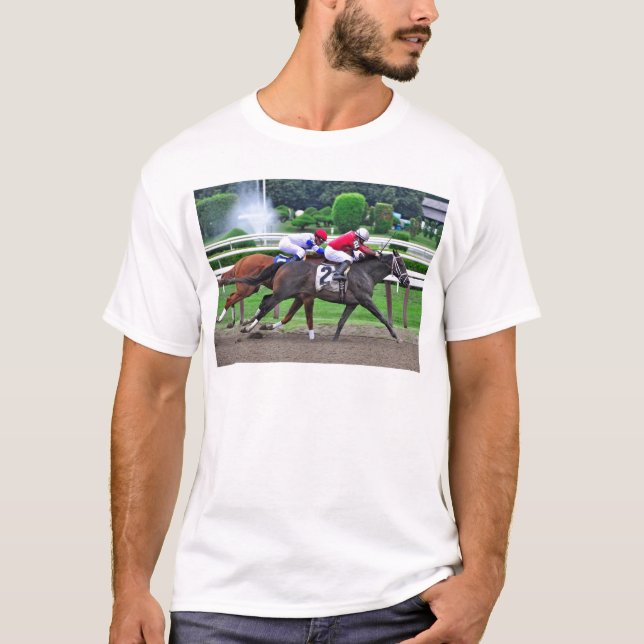 Thoroughbred, der an historischer Saratoga T-Shirt (Vorderseite)