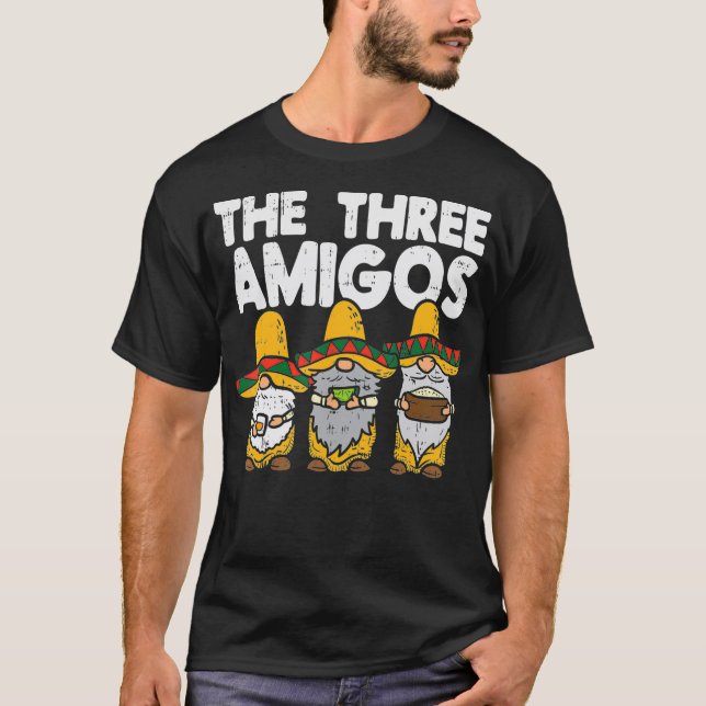 Three Amigos Mexican Gnomes Cute Cinco De Mayo Fie T-Shirt (Vorderseite)