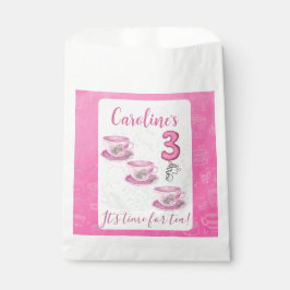 Three It’s Time for Tea 3rd Birthday Invitation Geschenktütchen