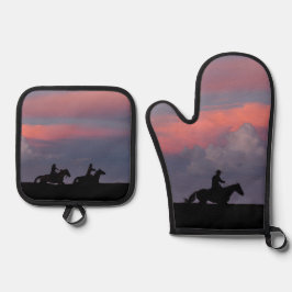 Three Riders, One Horizon Ofenhandschuh & Topflappen-Set