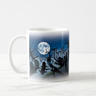 Thriller — Tasse de nuit de pleine lune avec une f