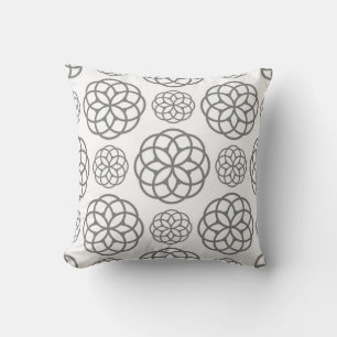 Throw Pillow Gray Kissen